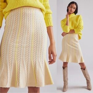 EUC Maeve from Anthropologie Cream Sweater Skirt - Small / Medium